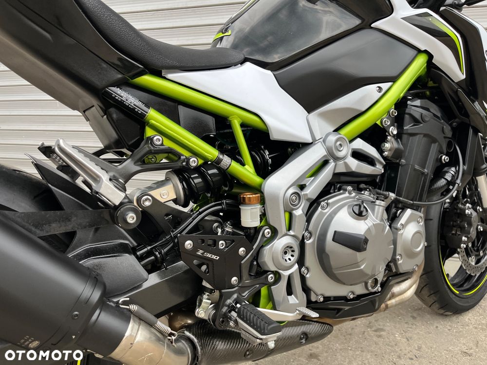 Kawasaki Z 900 - 20