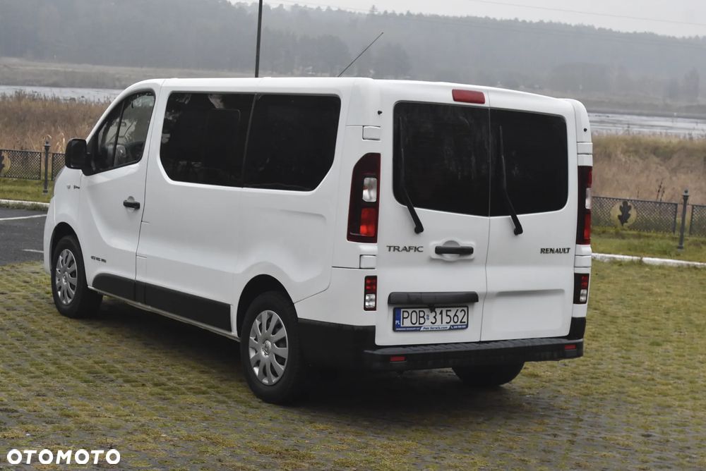 Renault Trafic - 19