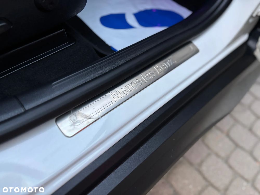 Mercedes-Benz GLC 220 d 4Matic 9G-TRONIC Edition AMG Line - 13
