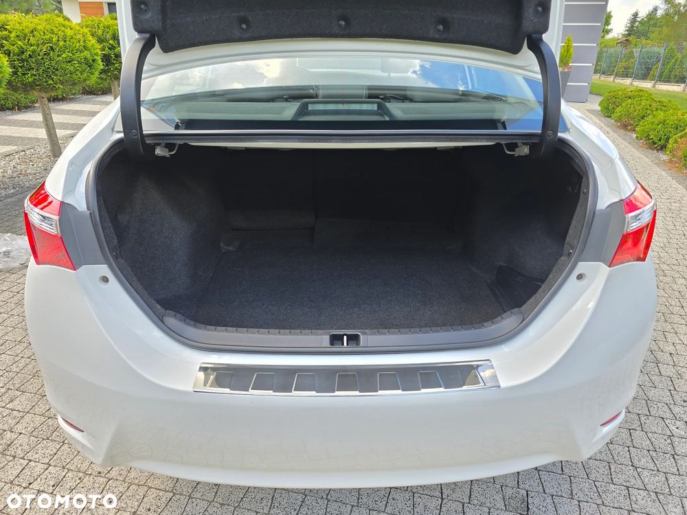Toyota Corolla 1.6 Premium - 13