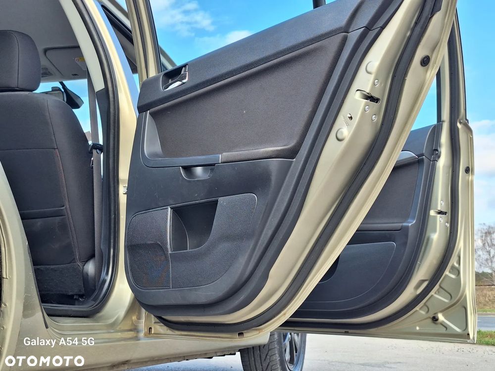 Mitsubishi Lancer 1.8 Invite - 12