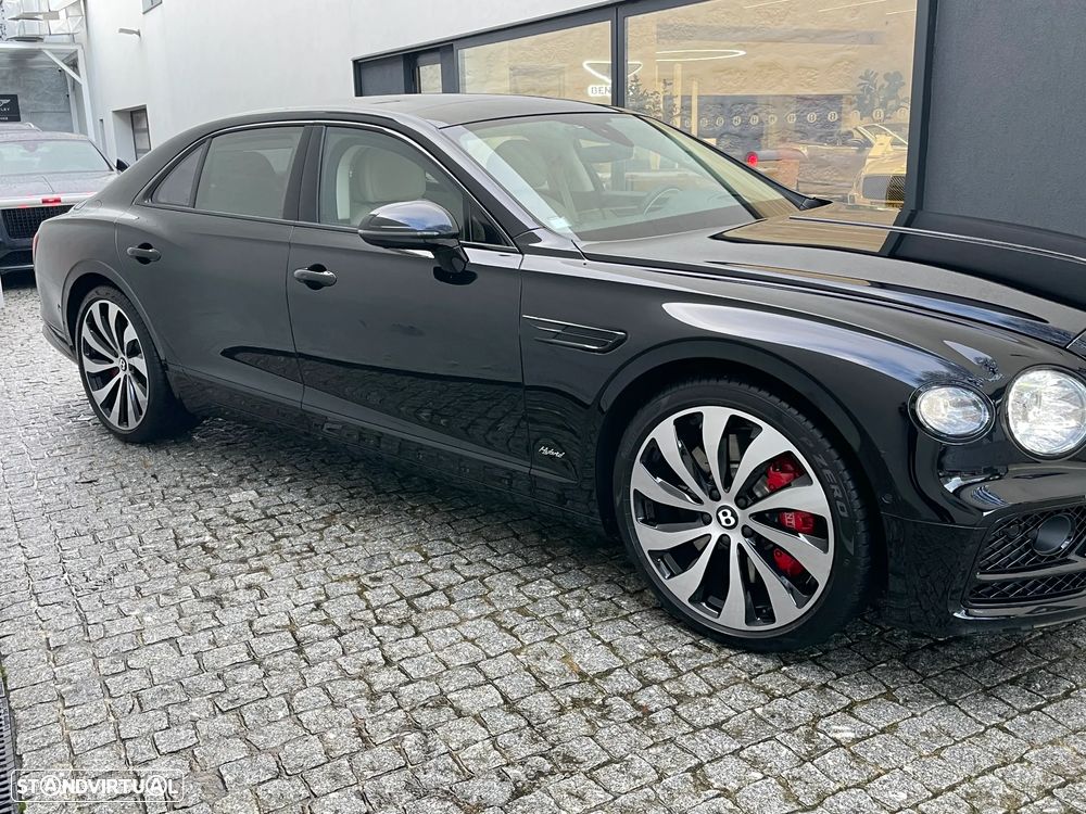 Bentley Flying Spur Hybrid Azure - 3