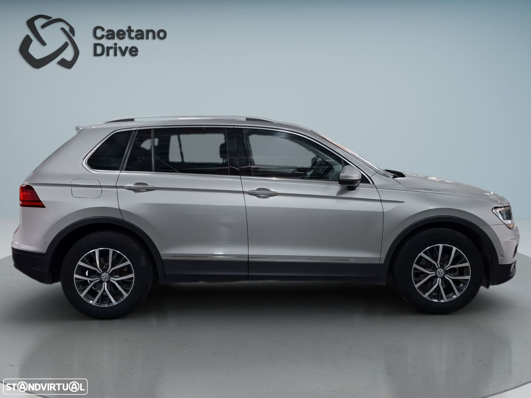 VW Tiguan 1.5 TSI Confortline - 9
