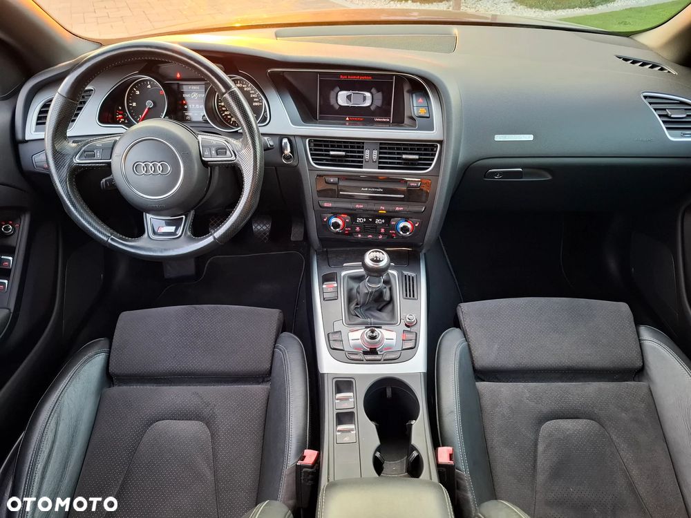 Audi A5 Cabrio 2.0 TDI DPF - 35