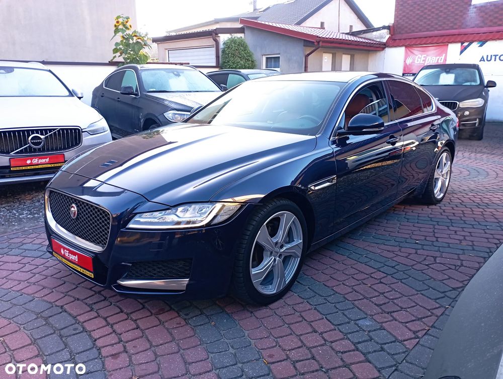 Jaguar XF 2.0 i4D Prestige - 1
