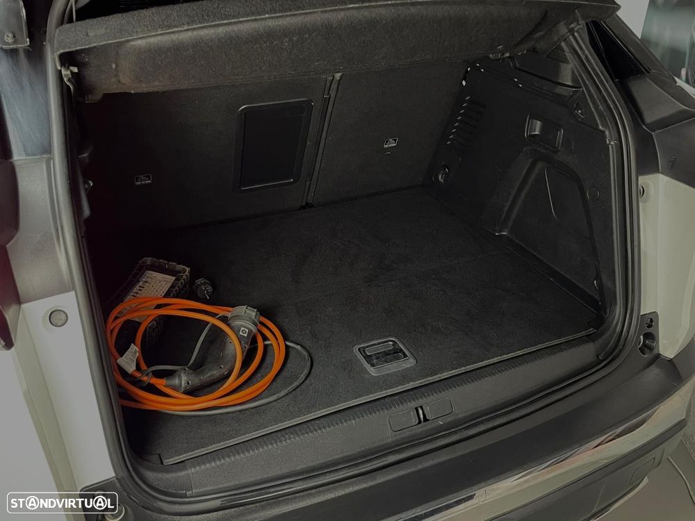 Peugeot 3008 1.6 Hybrid GT Line e-EAT8 - 38