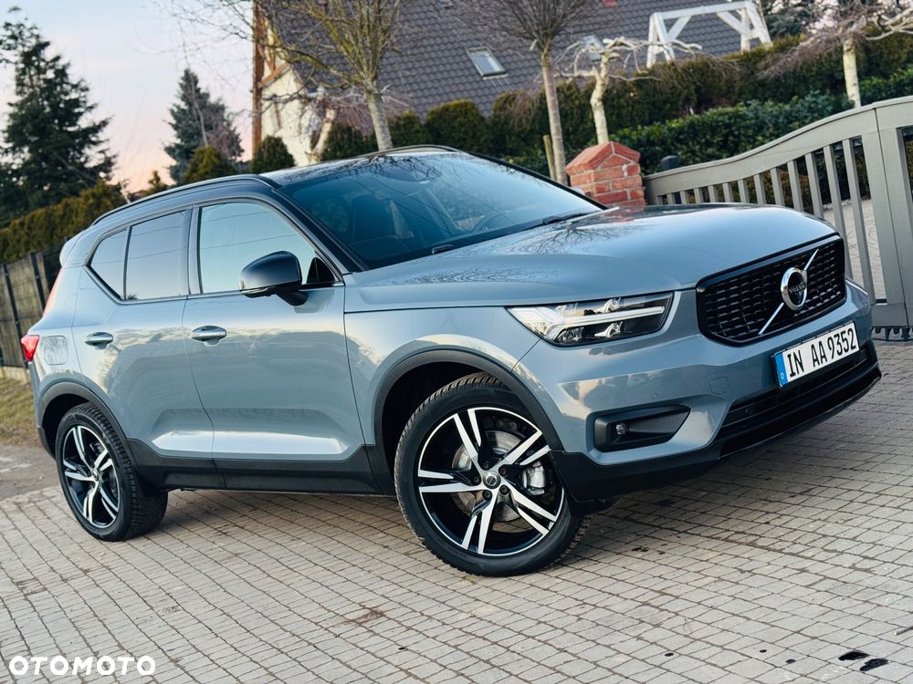 Volvo XC 40 D4 AWD Geartronic R-Design - 29