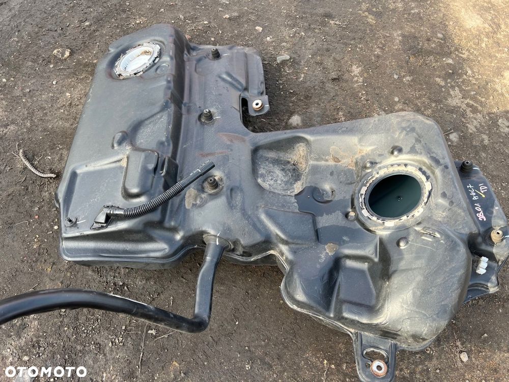audi a6 c7 lift diesel bak zbiornik paliwa 4g0201021cs - 5