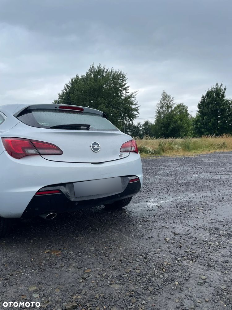 Opel Astra - 2