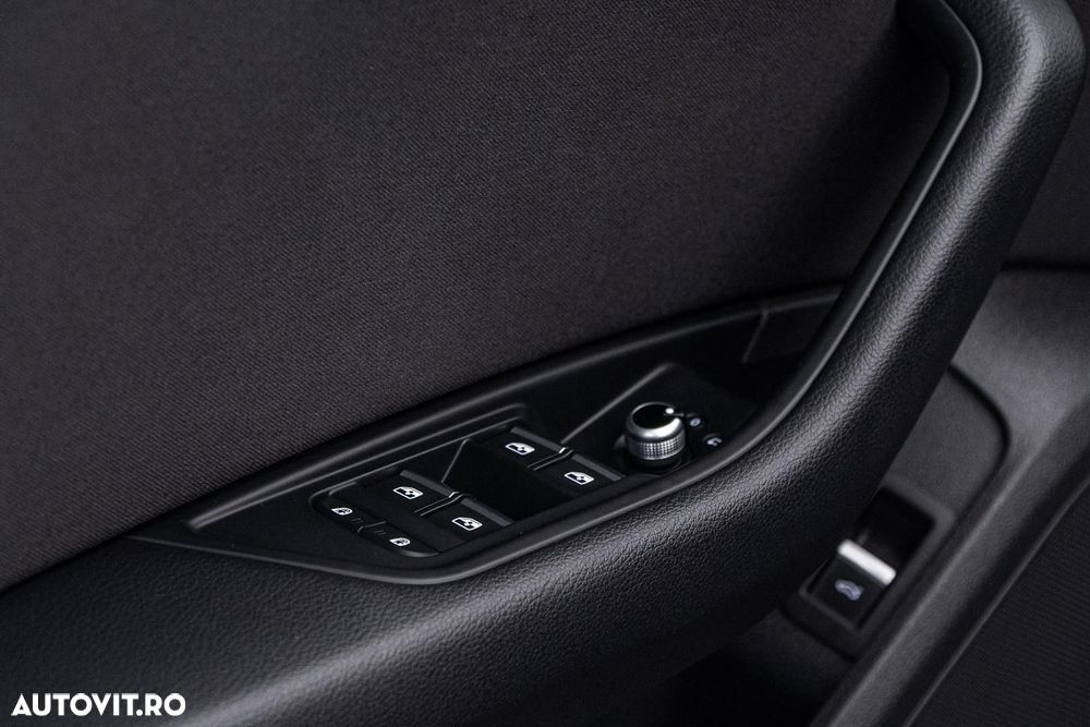 Audi A4 Limuzina 35 TFSI S tronic MHEV Advanced - 33