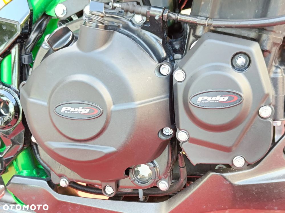 Kawasaki Z 900 - 16