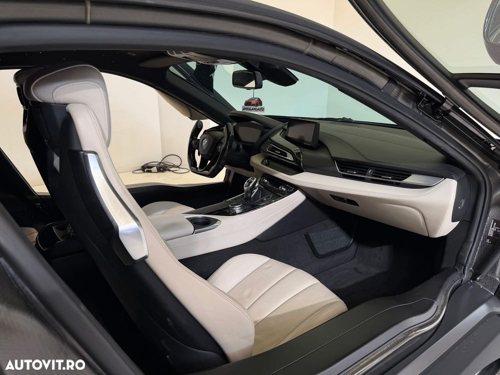 BMW i8 - 17
