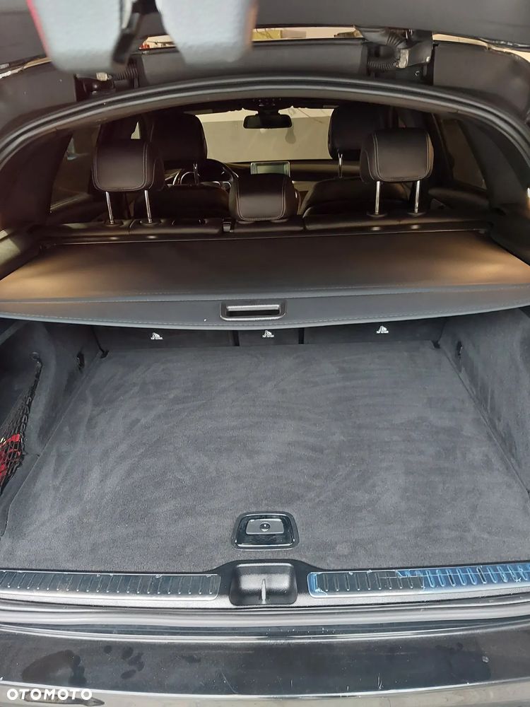 Mercedes-Benz GLC - 36