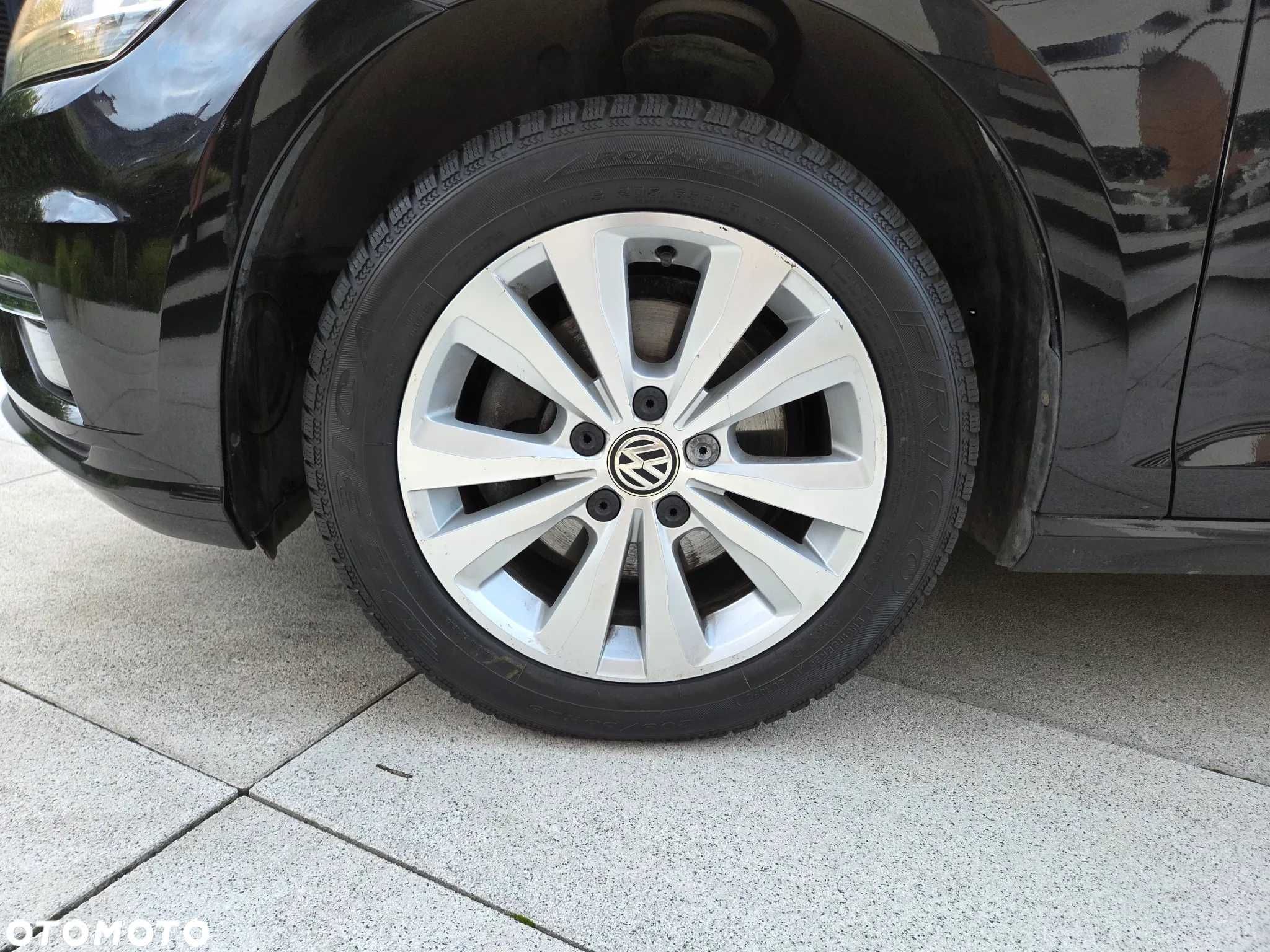 Volkswagen Golf - 11