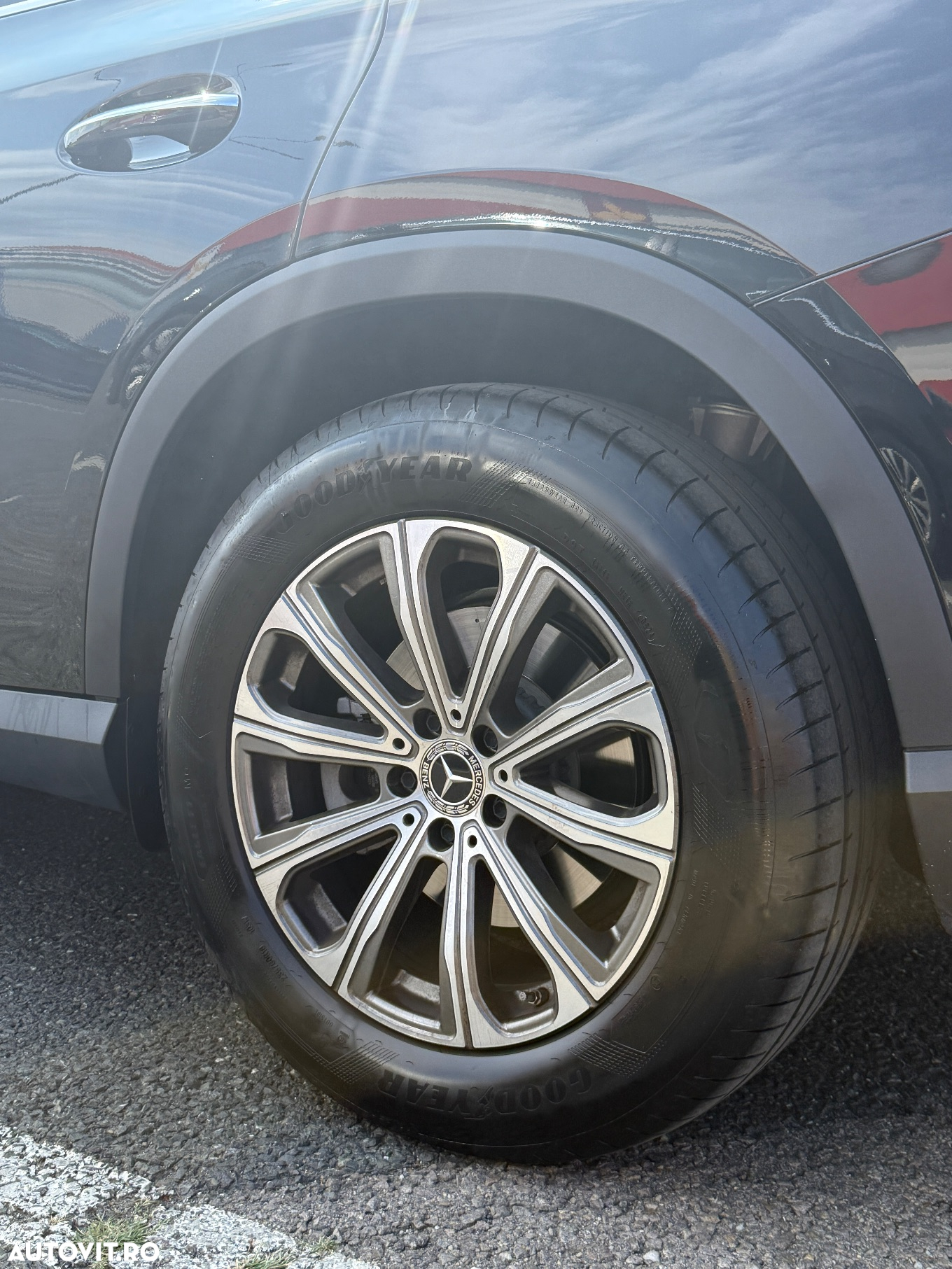 Mercedes-Benz GLC 200 4MATIC MHEV - 8