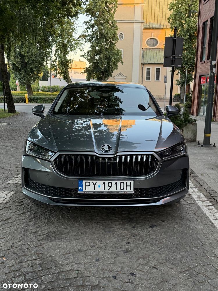 Skoda Superb 2.0 TDI SCR 4x4 L&K DSG - 2