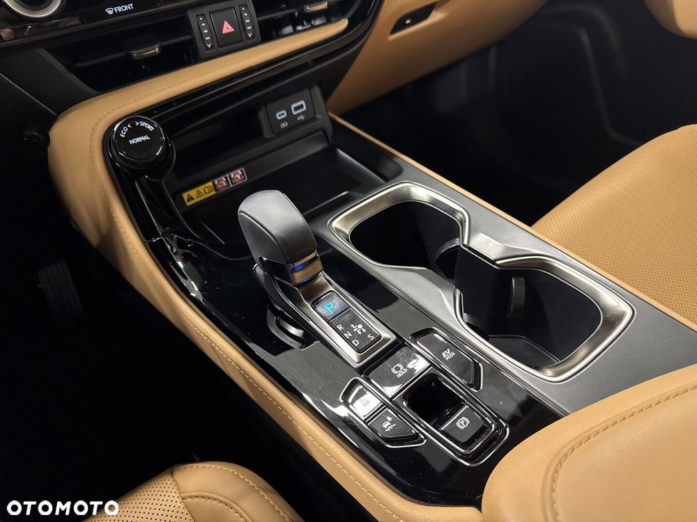 Lexus NX 350h Prestige AWD - 24