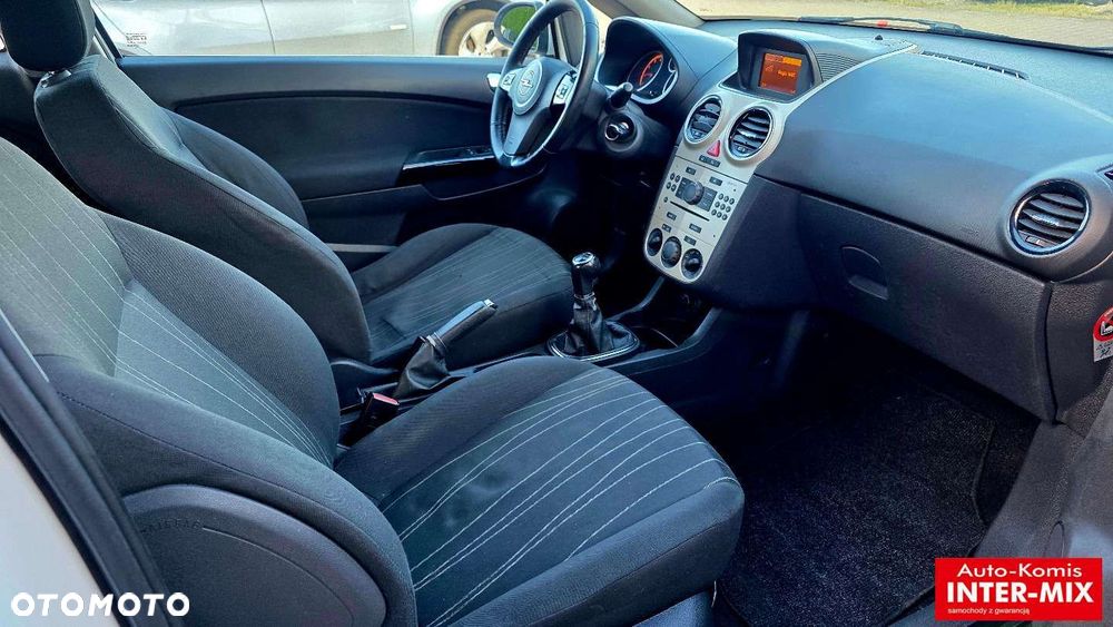 Opel Corsa - 28