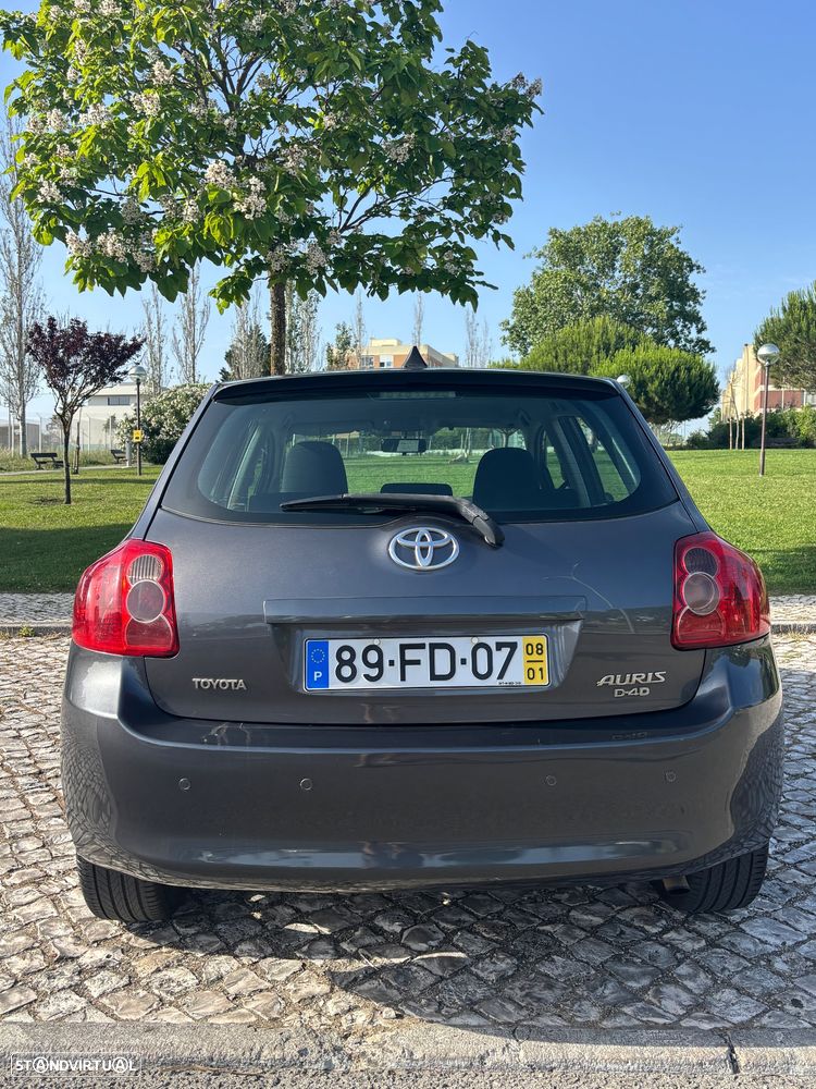 Toyota Auris 1.4 D-4D AC - 3