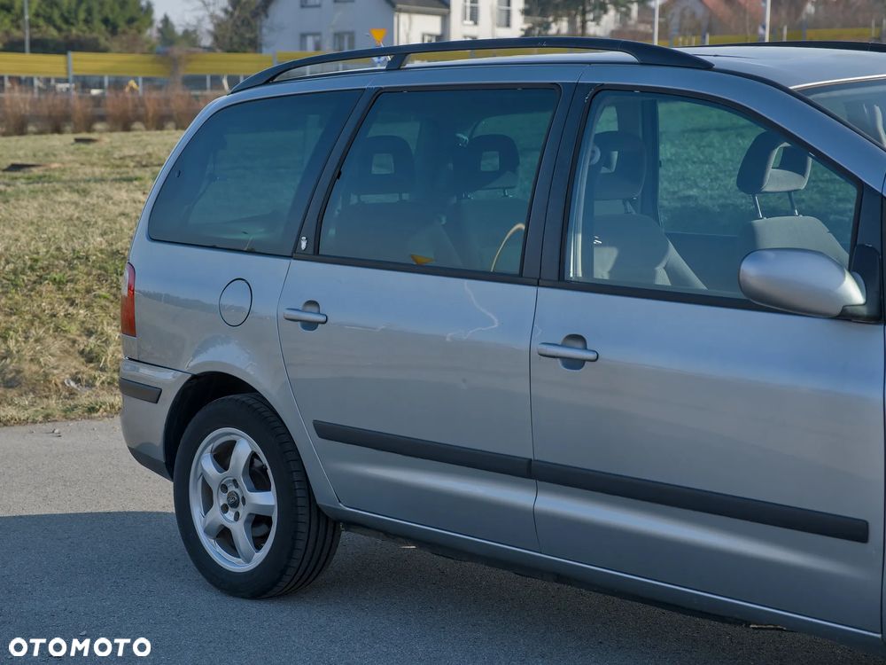 Ford Galaxy 1.9 TDI Ghia - 7