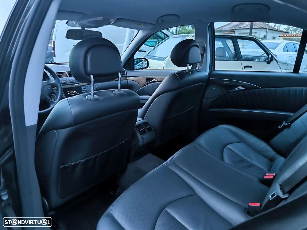 Mercedes-Benz E 220 CDI Avantgarde - 27