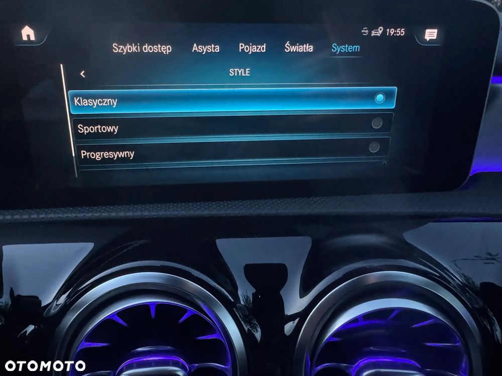 Mercedes-Benz CLA 200 AMG Line 7G-DCT - 30