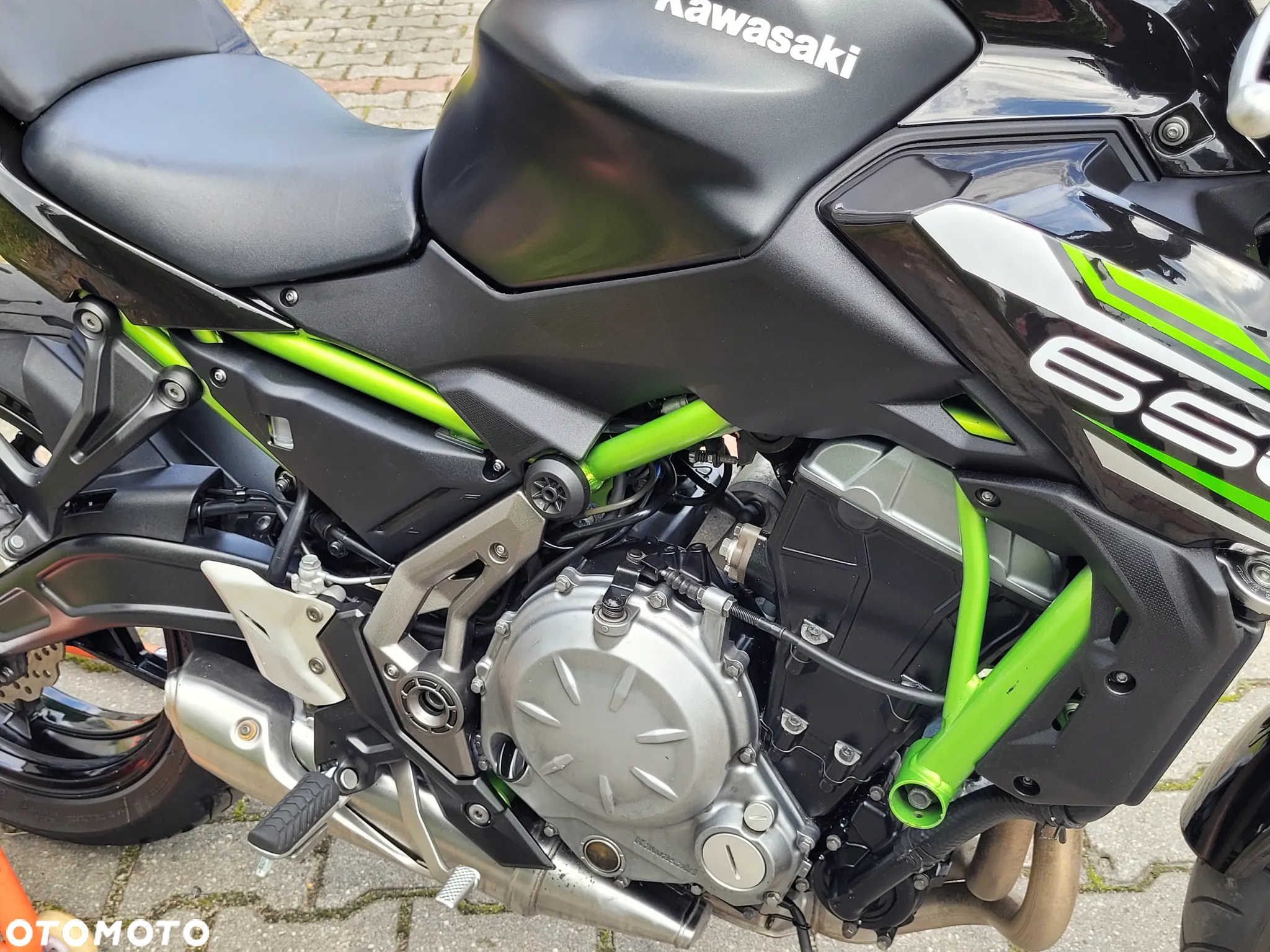 Kawasaki Z 650 - 10