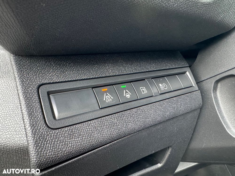 Peugeot 3008 PHEV 300 EAT8 4X4 GT - 30