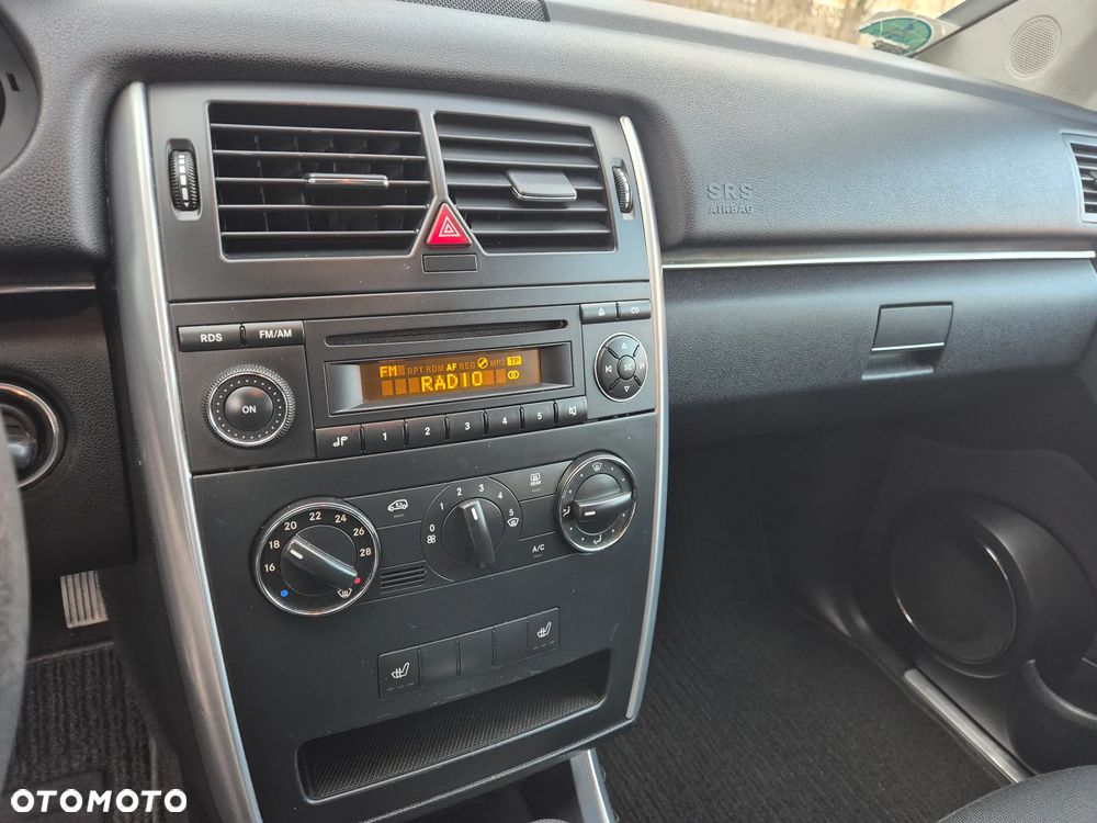 Mercedes-Benz Klasa B 180 CDI Autotronic Special Edition - 22