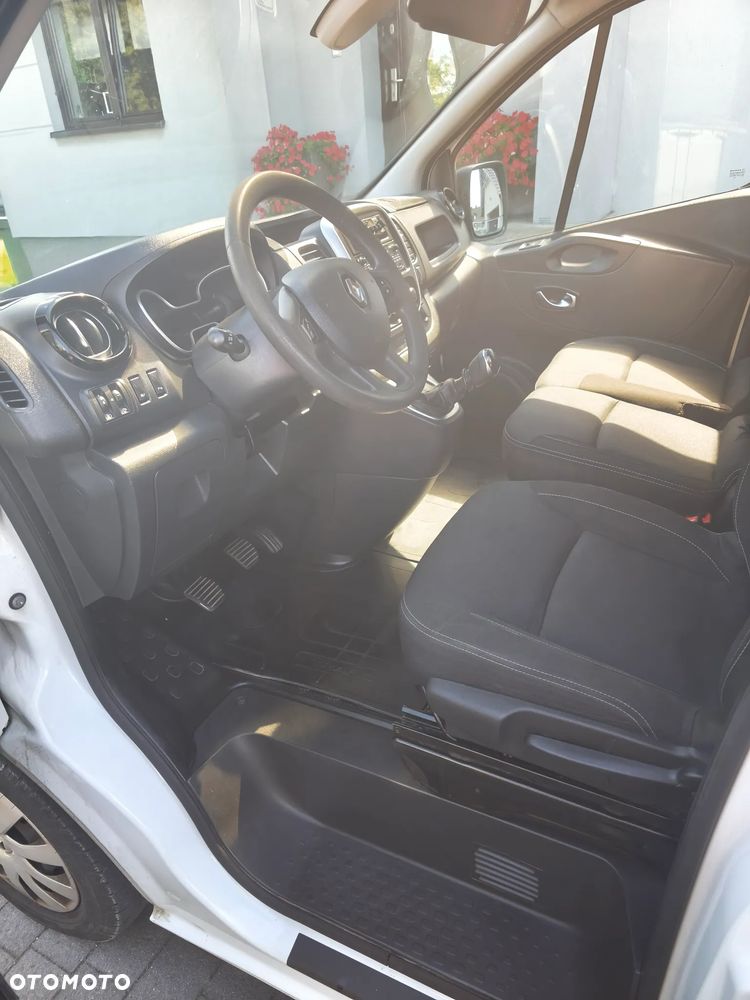 Renault TRAFIC - 9