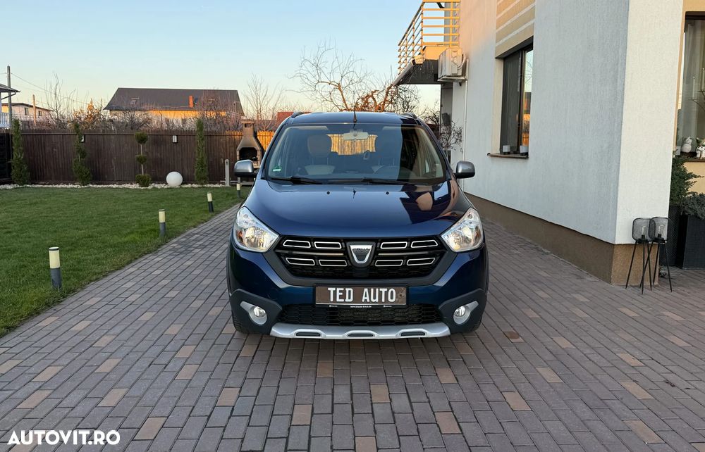 Dacia Lodgy 1.6 102 CP Stepway - 2