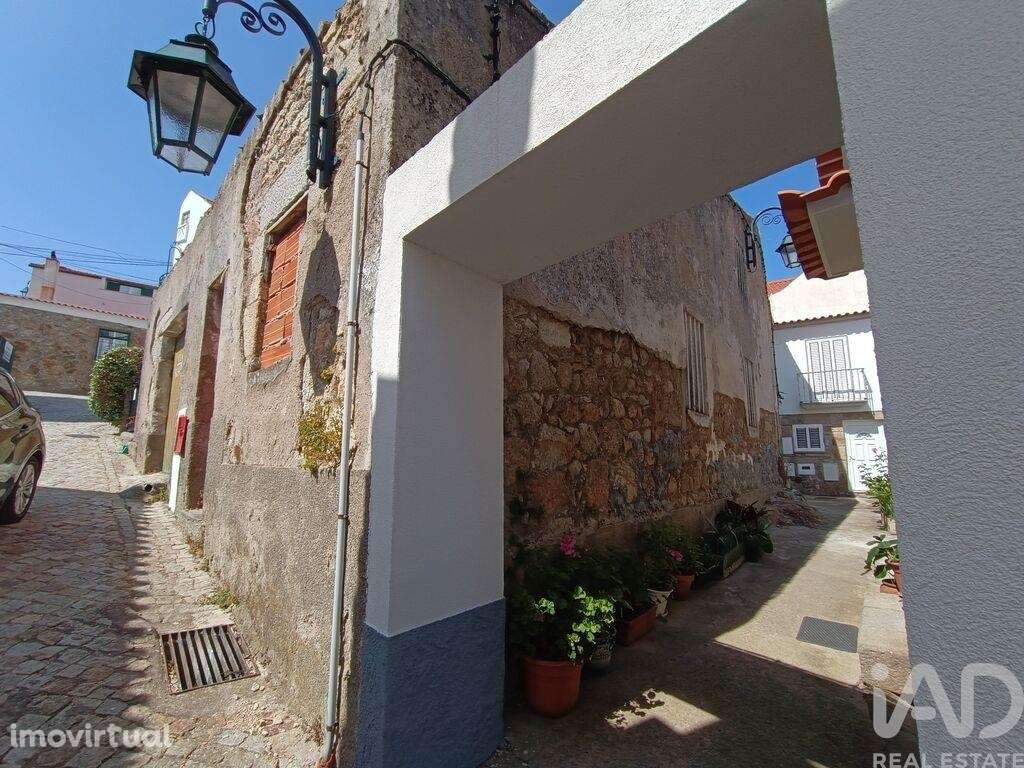 Casa em Gouveia de 177,00 m2 - Grande imagem: 2/26