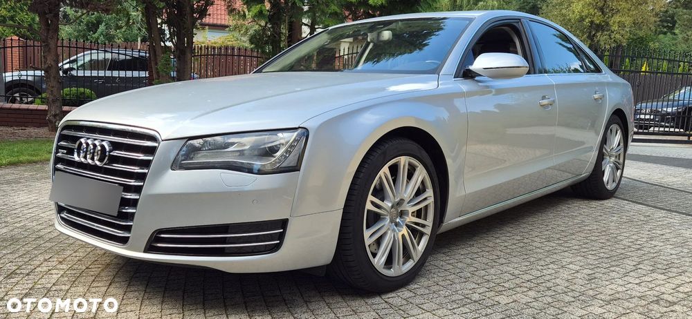 Audi A8 - 1