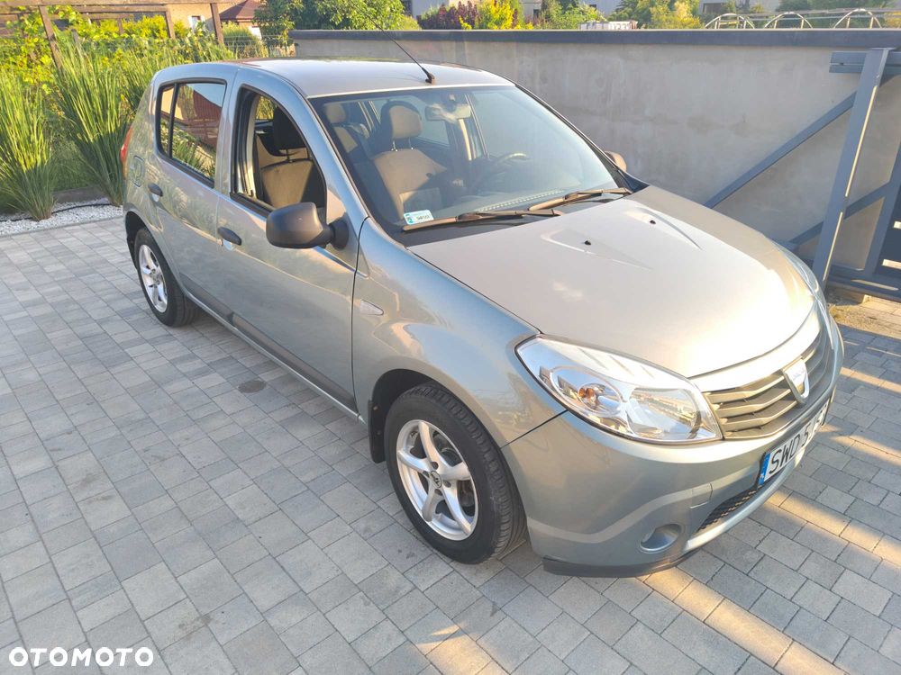 Dacia Sandero - 1