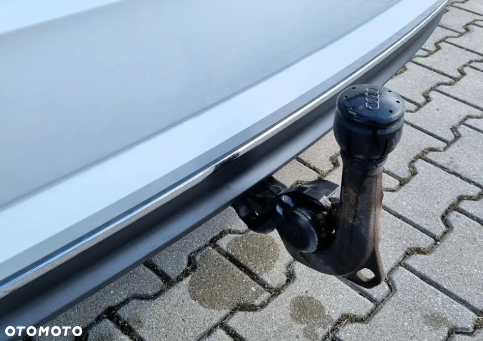 Audi A4 Avant 2.0 TDI ultra S tronic sport - 30