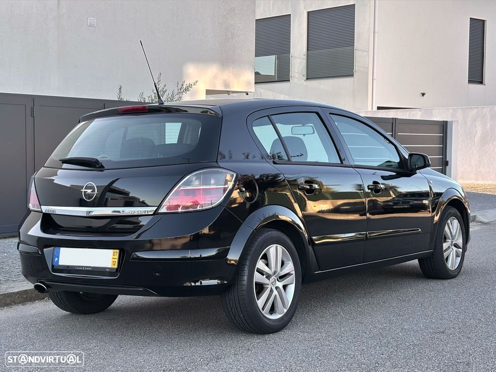 Opel Astra 1.7 CDTI Edition - 3