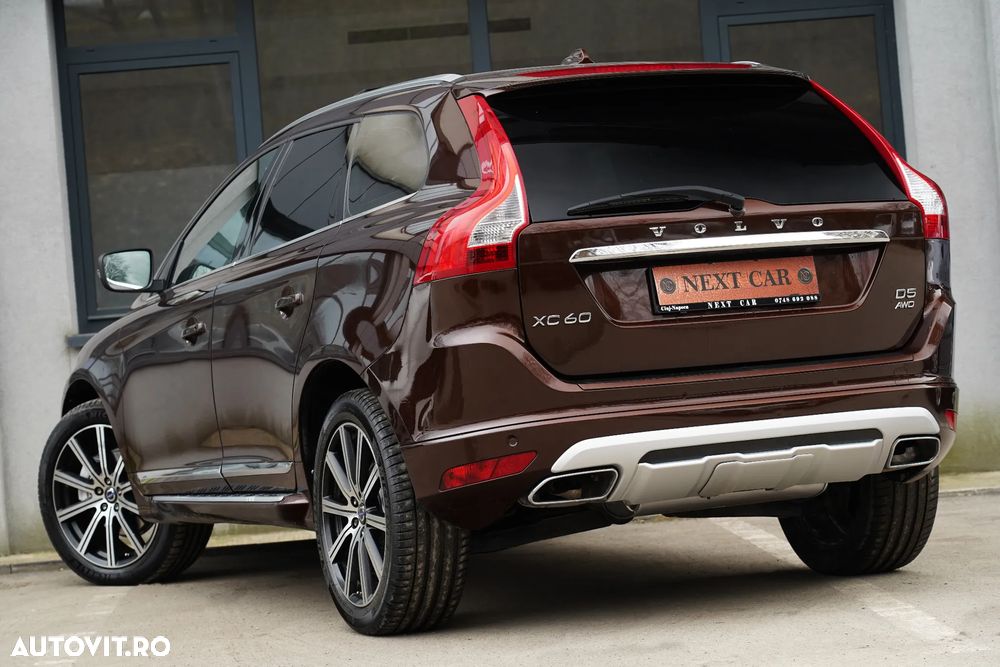 Volvo XC 60 D5 AWD Geartronic Summum - 5