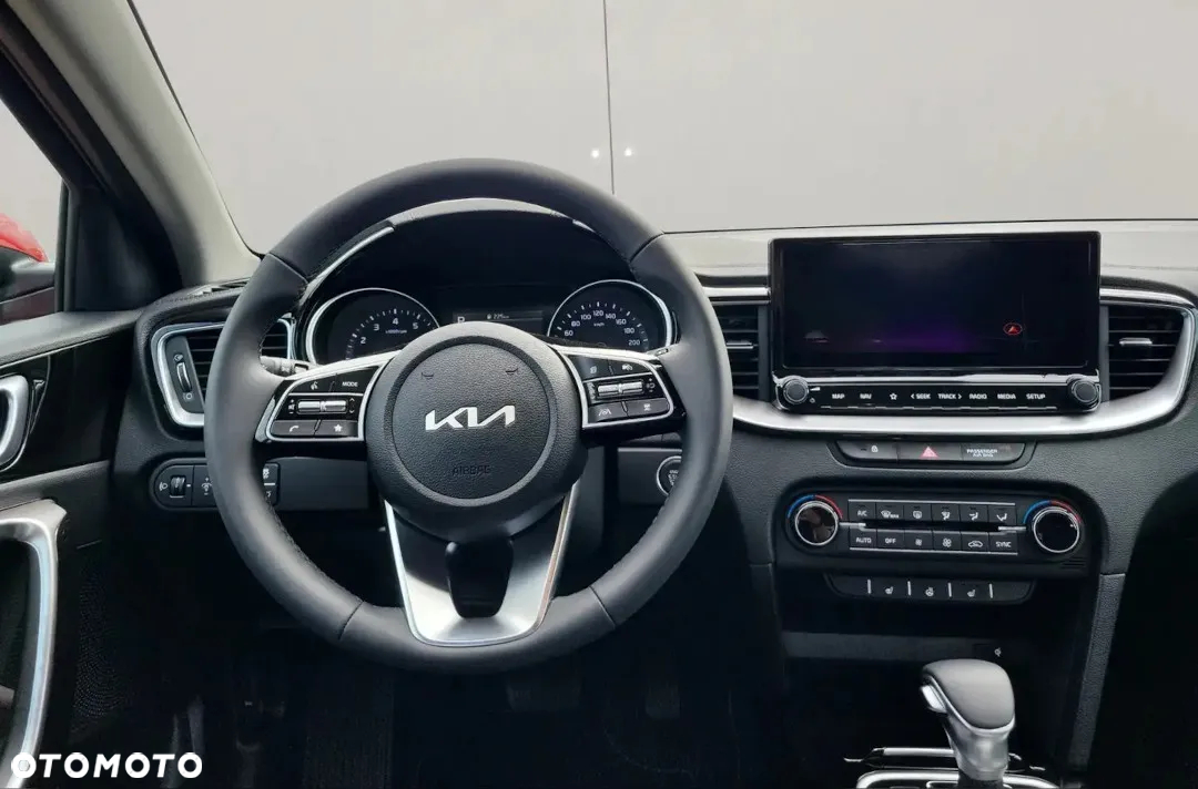 Kia Ceed 1.5 T-GDI Tribute DCT - 10