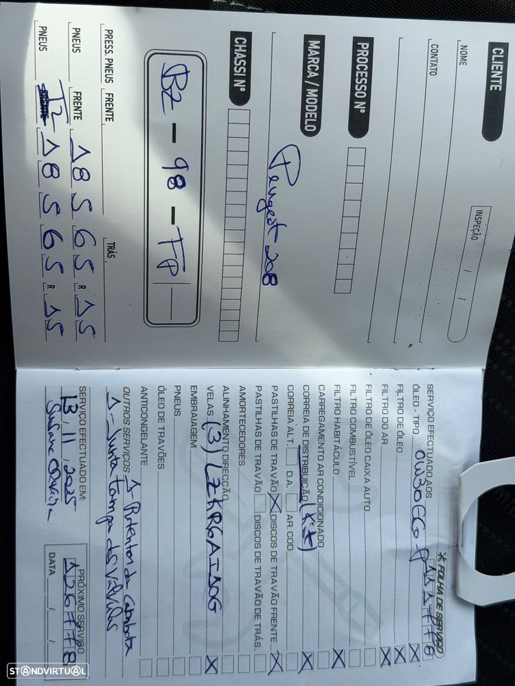 Peugeot 208 1.2 VTi SE Style - 24