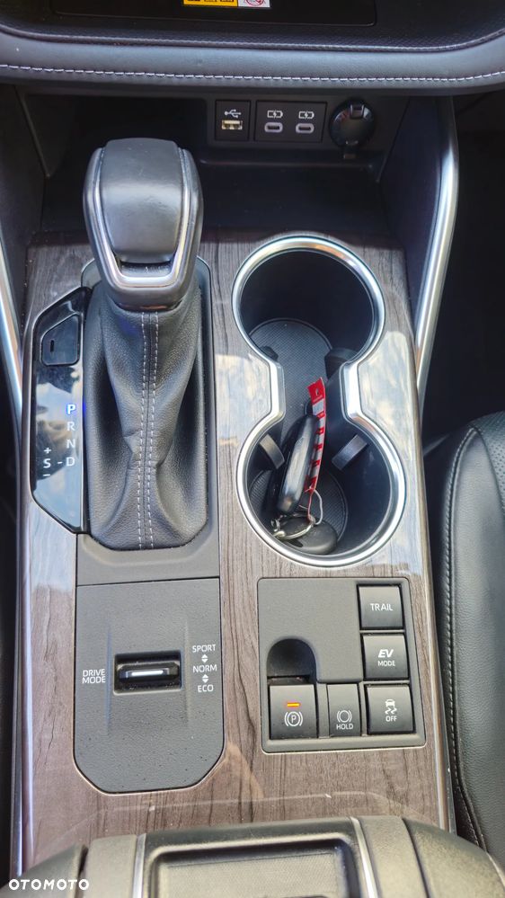 Toyota Highlander 2.5 Hybrid Executive - 16