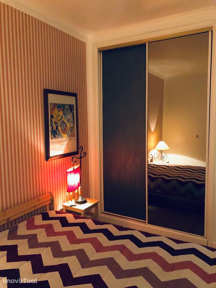 Moradia T4 com piscina, terraço e ar condicionado - Grande imagem: 2/12