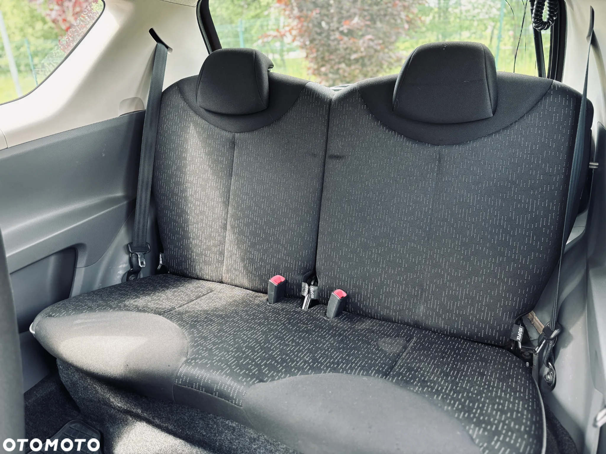 Peugeot 107 - 12