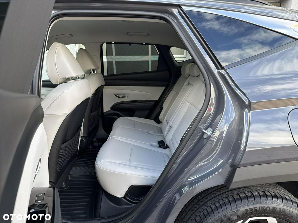 Hyundai Tucson - 13