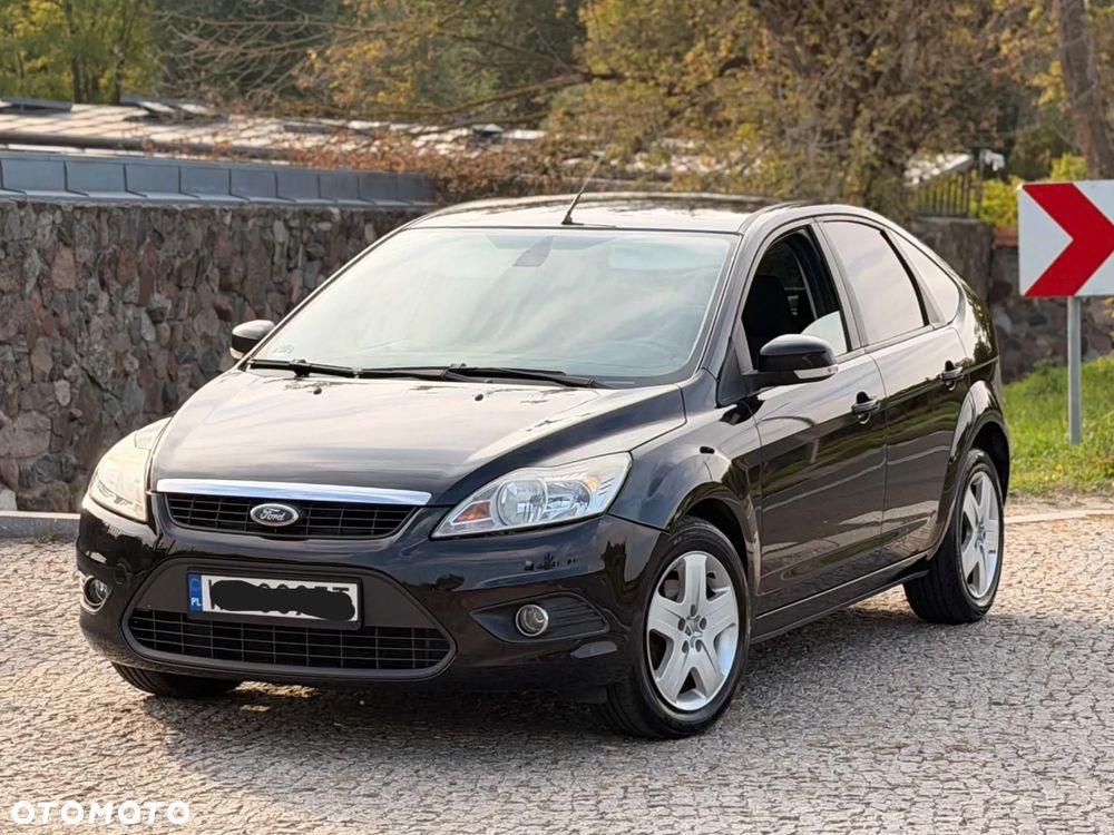 Ford Focus 1.6 Ambiente - 23