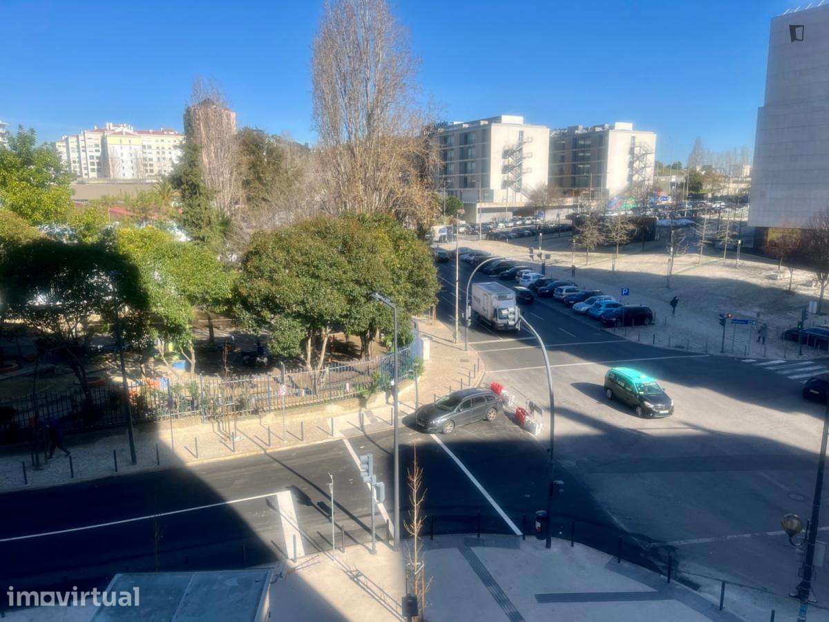 Quarto - localizado em Benfica Lisbon - Grande imagem: 4/11