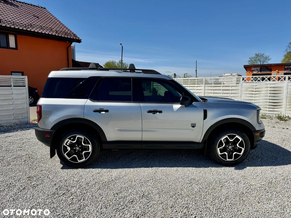 Ford Bronco - 27