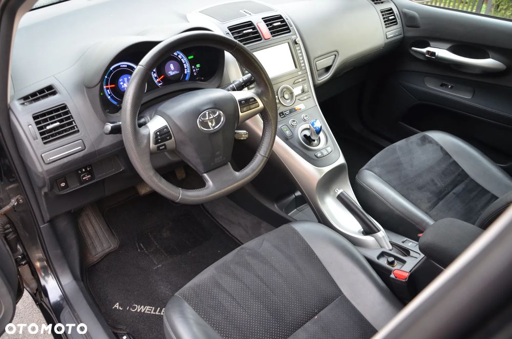 Toyota Auris - 17