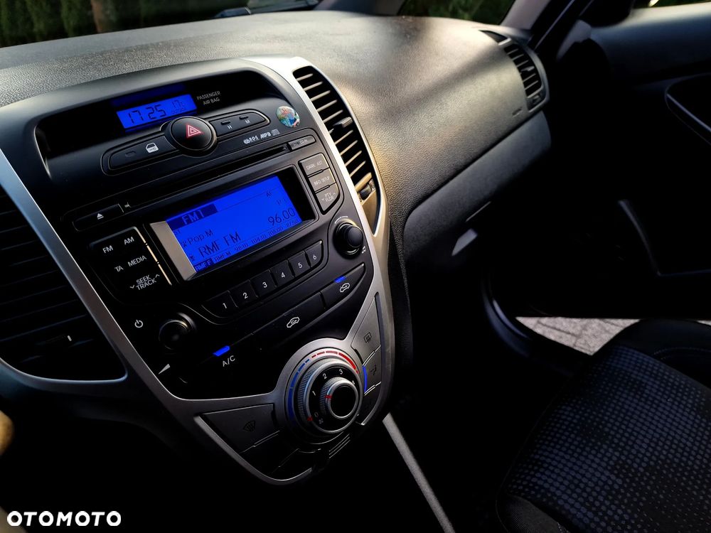 Hyundai ix20 1.4 Comfort - 12