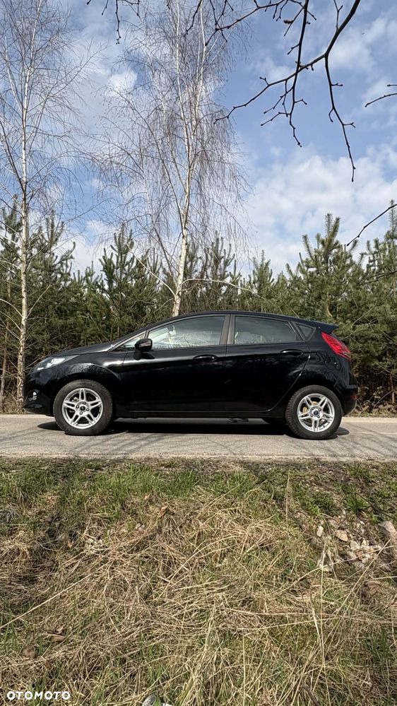 Ford Fiesta 1.6 TDCi Champions Edition - 10