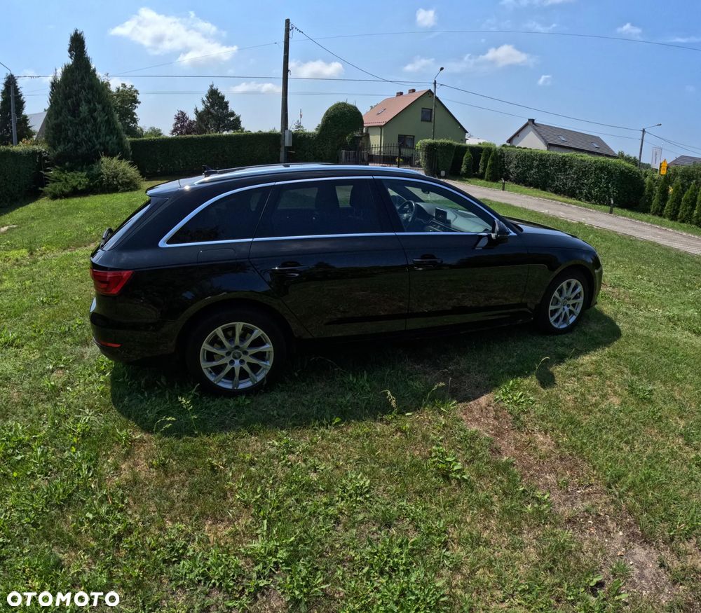 Audi A4 Avant 2.0 TDI ultra S tronic - 5